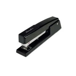 Swingline 1/4 In. Classic Desk Stapler